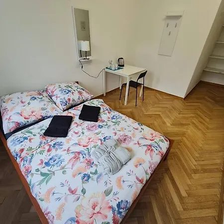 Fantastic Waw - O13 F 华沙